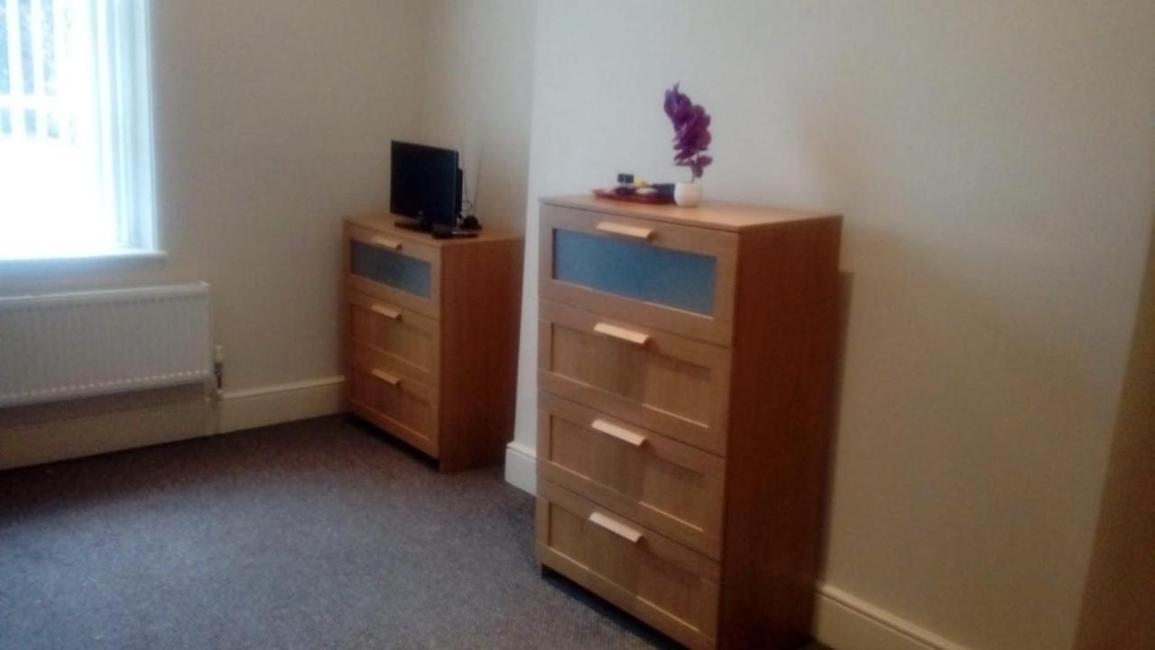 Carer 4 You Residential Home Upholland Ngoại thất bức ảnh